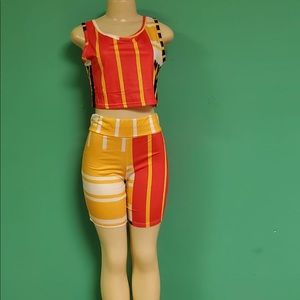 Two pieces available at Haniel store